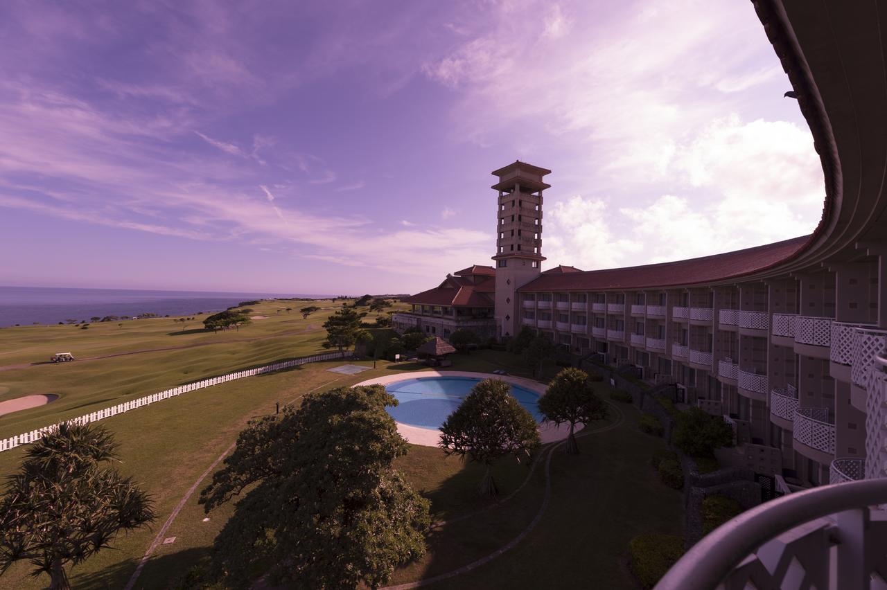 The Southern Links Resort Hotel Yaese Extérieur photo