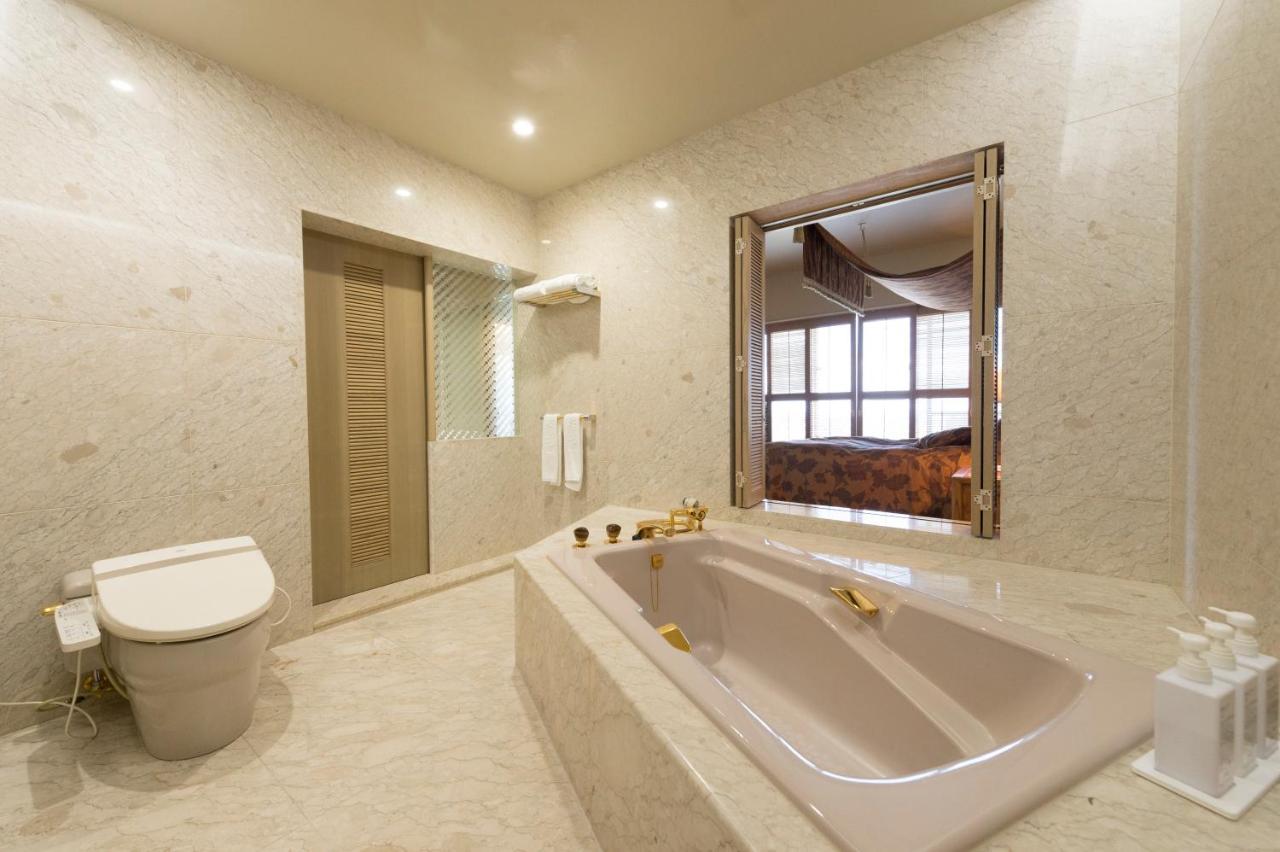 The Southern Links Resort Hotel Yaese Extérieur photo