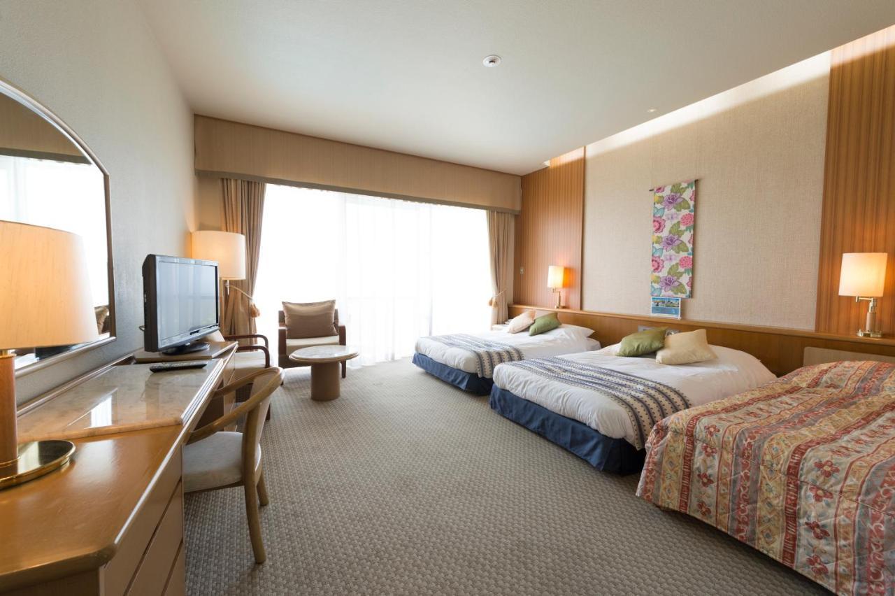 The Southern Links Resort Hotel Yaese Extérieur photo