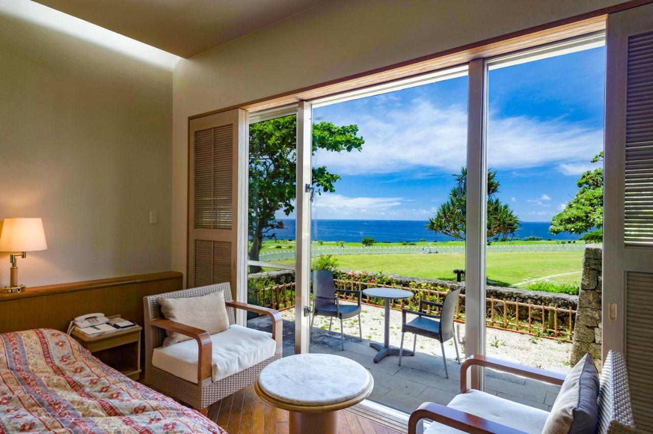 The Southern Links Resort Hotel Yaese Extérieur photo
