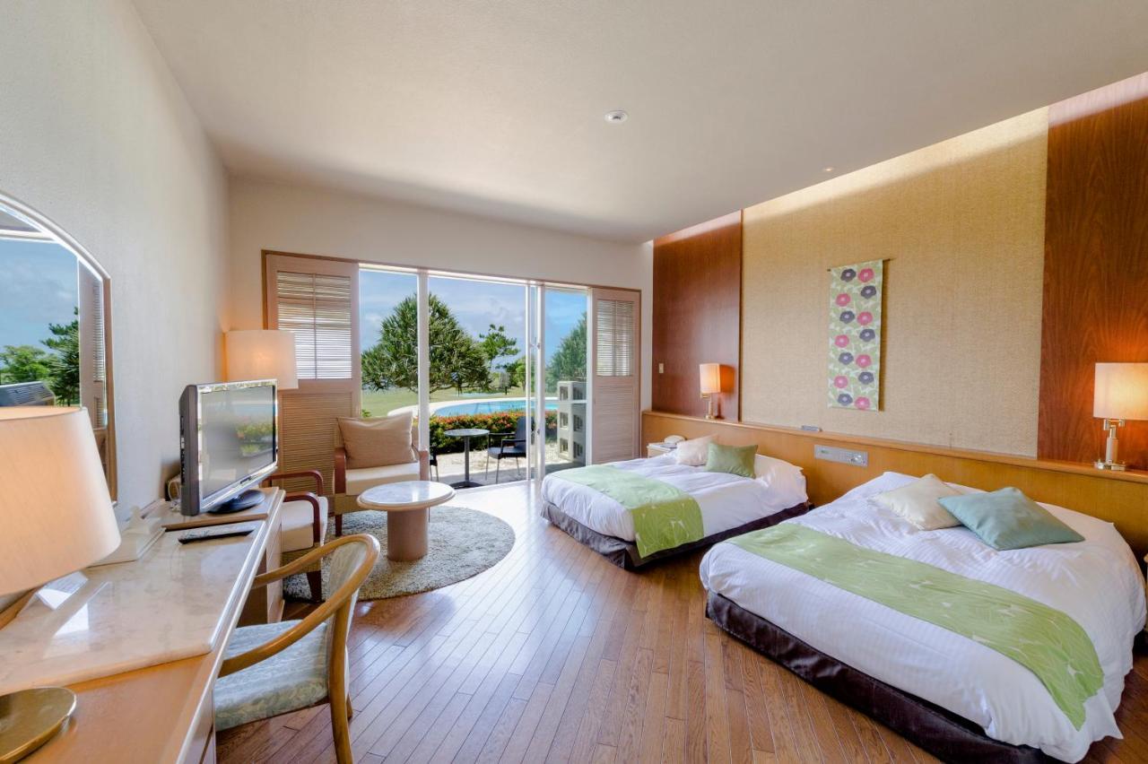 The Southern Links Resort Hotel Yaese Extérieur photo